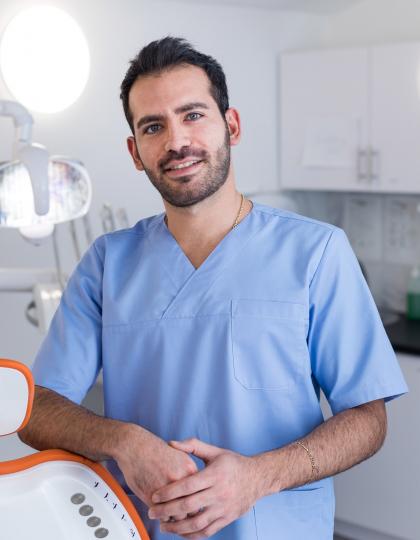 Dr. Mahyar Ilanlou - Haifa Dent1-Fogorvos