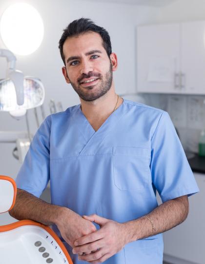 Dr. Mahyar Ilanlou - Dentist Dr. Mahyar Ilanlou - Dentist