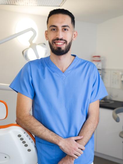 Dr. Oussama Dekkar - Fogorvos