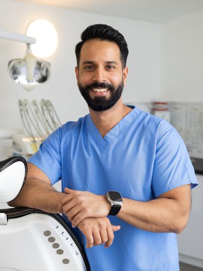 Dr. Saud Malik - Fogorvos