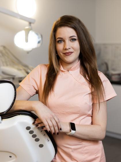 Martina - Fogászati asszisztens